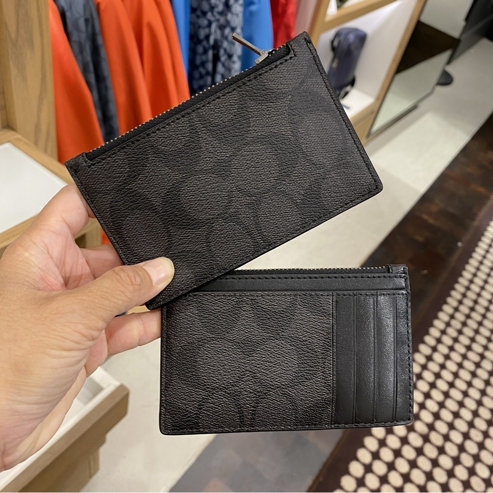NWT Coach Zip Card Case In Signature Canvas Black C4281 $98 - Picture 4 of 4